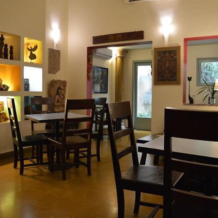 G 49 Bed & Breakfast New Delhi Exterior photo