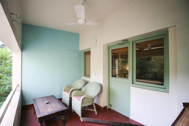 G 49 Bed & Breakfast New Delhi Exterior photo