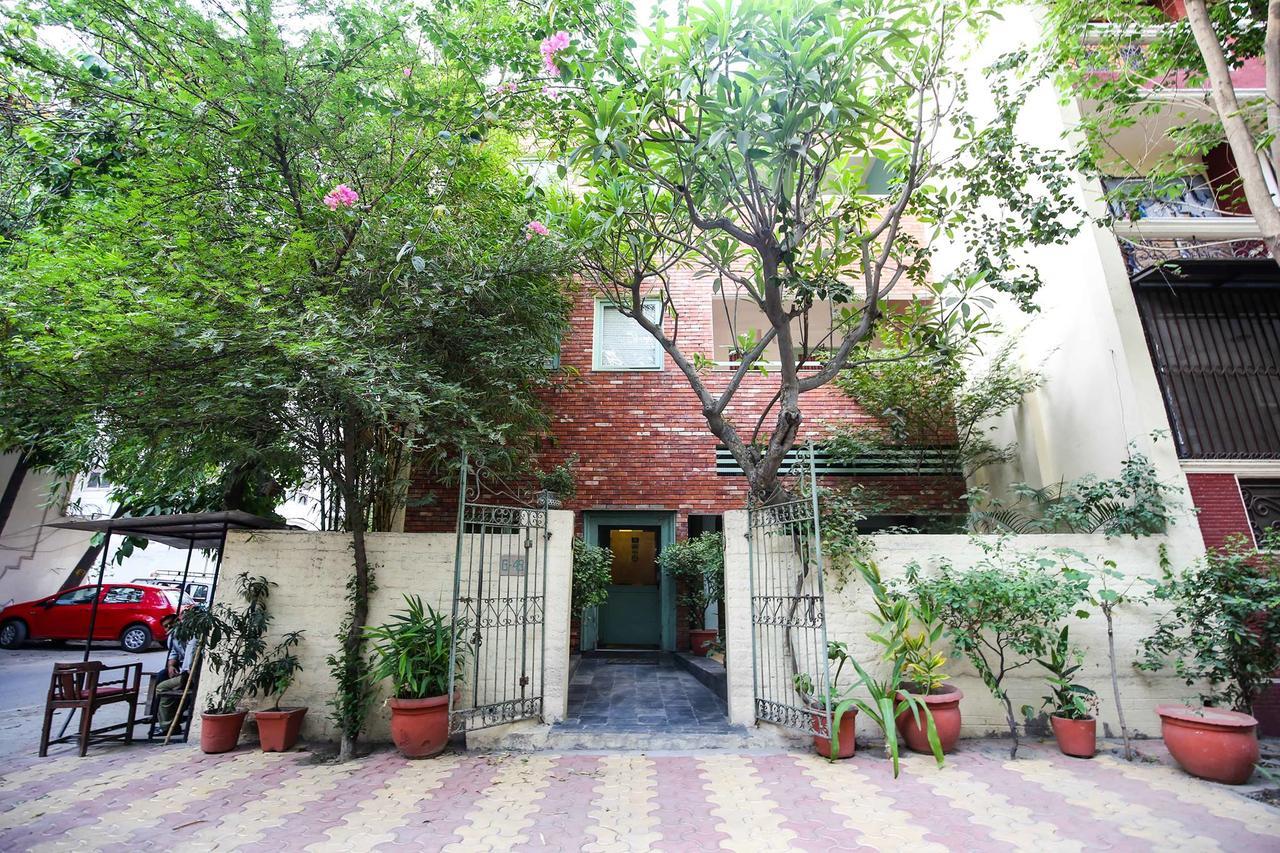 G 49 Bed & Breakfast New Delhi Exterior photo