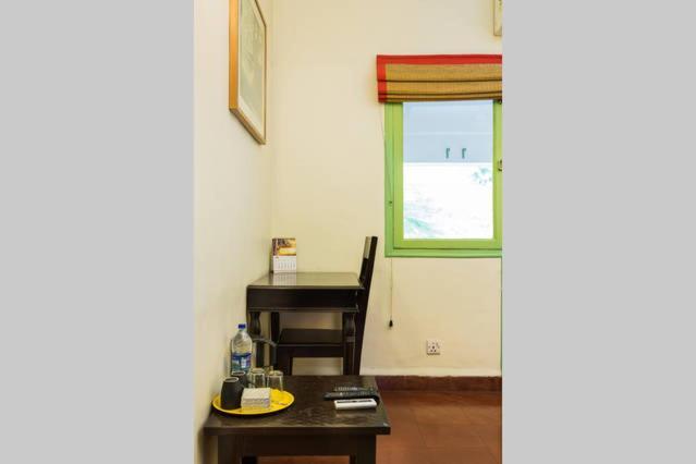 G 49 Bed & Breakfast New Delhi Exterior photo
