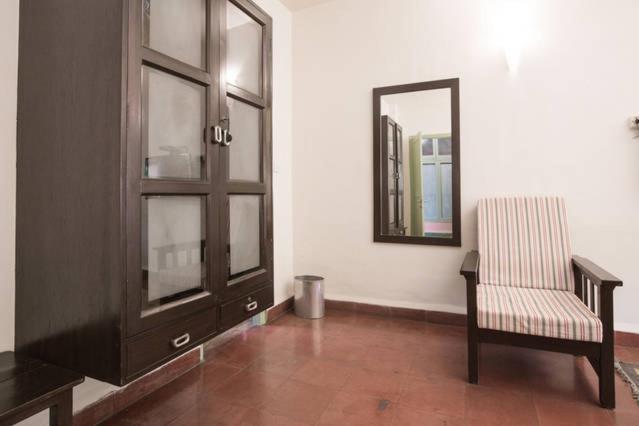 G 49 Bed & Breakfast New Delhi Exterior photo