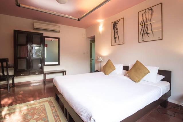 G 49 Bed & Breakfast New Delhi Exterior photo