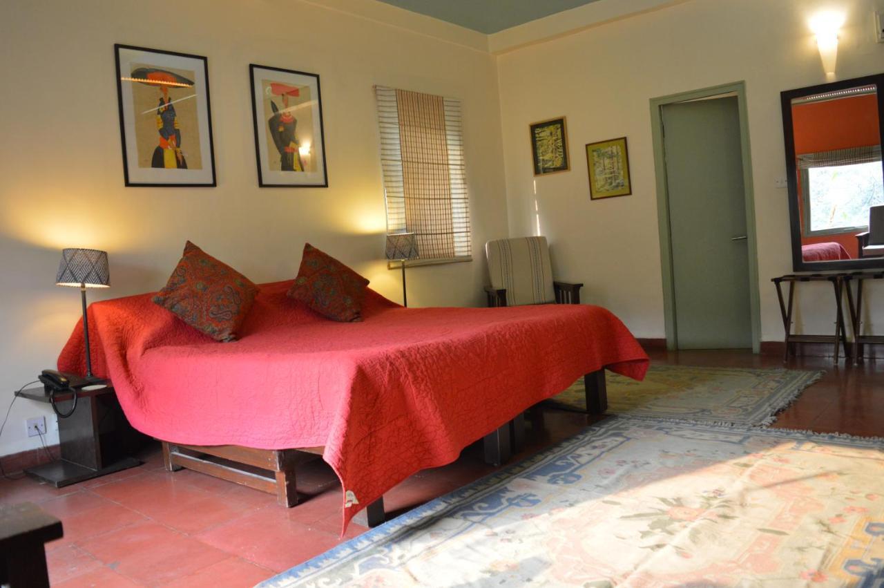 G 49 Bed & Breakfast New Delhi Exterior photo